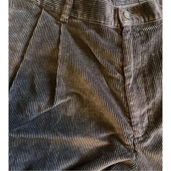 Eddie Bauer Men’s Dark Brown Pleated Corduroy Slacks Size 36x36 NWOT Perfect - Picture 5 of 7